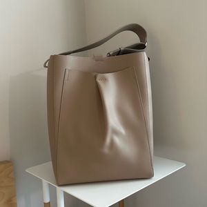 Everlane The Italian Leather Studio Bag